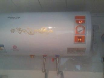 廠價直銷 阿里斯頓數碼款電熱水器，武漢安裝僅需450元